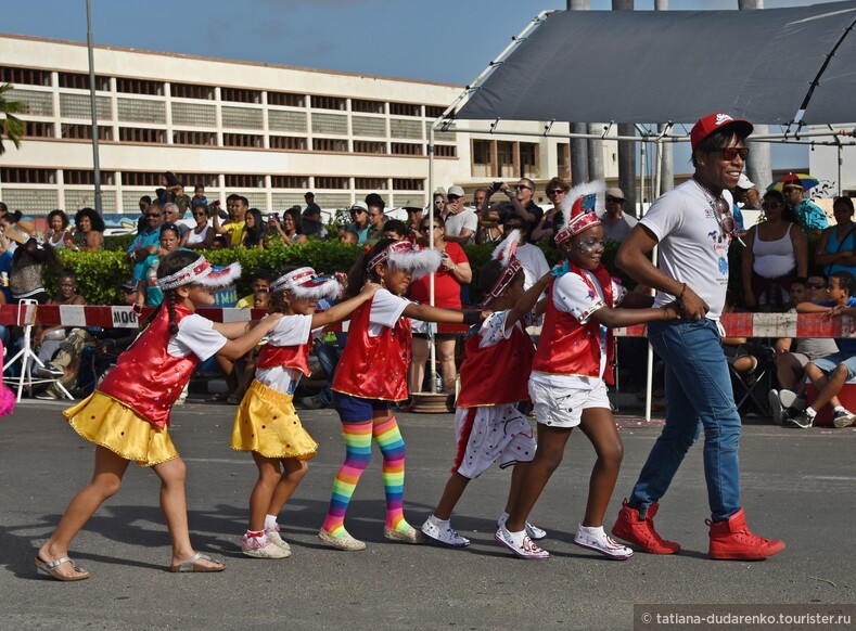 Остров Аруба. Карибский карнавал