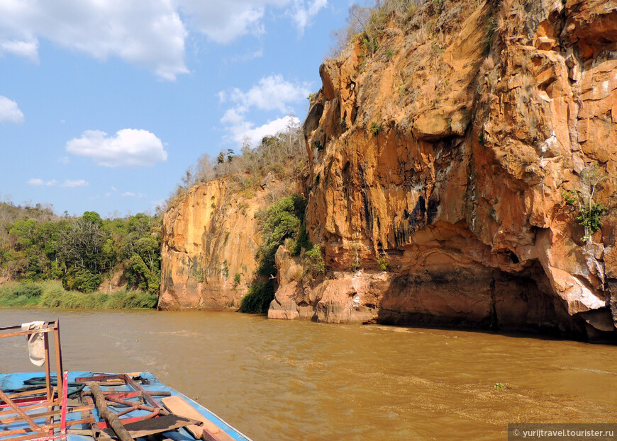 Мадагаскар. Окончание сплава по реке Цирибихина