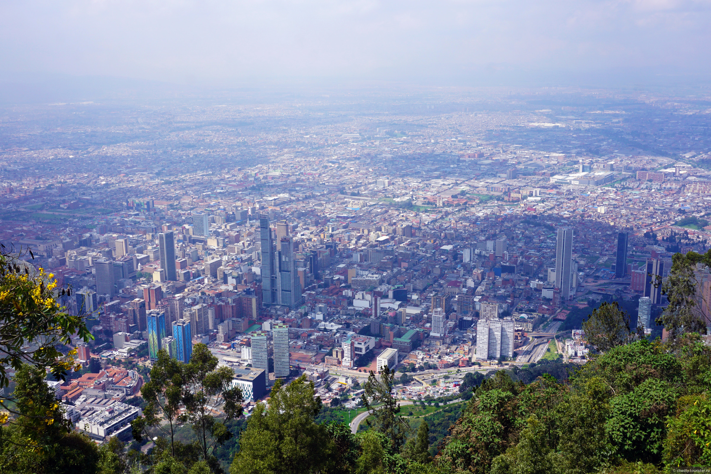Столица колумбии название. Санта Фе де Богота. Санта-Фе-де-Богота столица. Богота столица Колумбии. Город Санта Фе Колумбия.