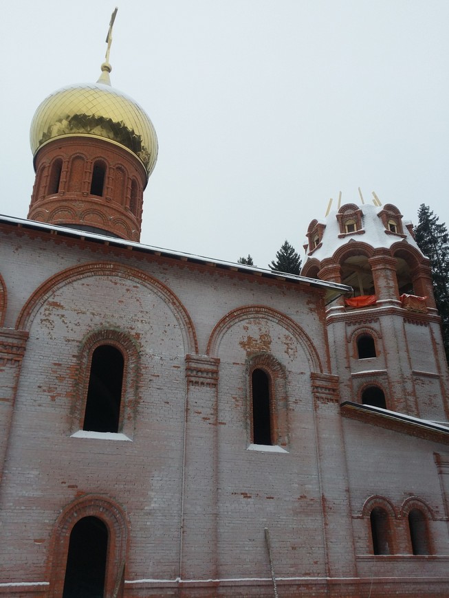 Заехал на минутку в Вохоновский монастырь