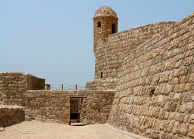 Старинный форт Калат-аль-Бахрейн.