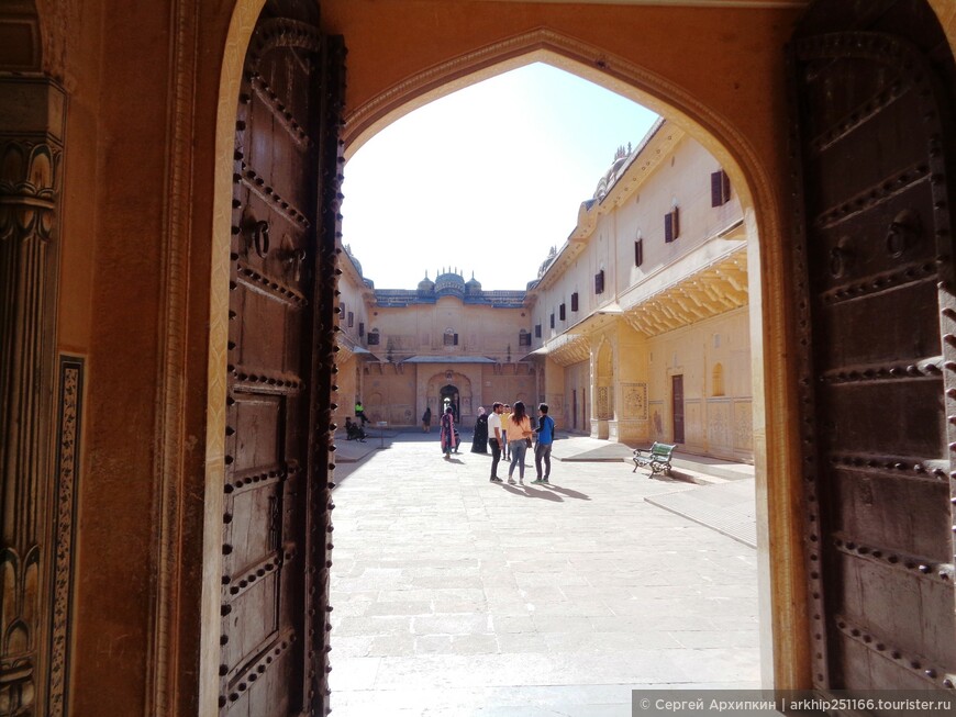 По средневековым фортам Джайпура — от Форта Джайгарх к Форту Нахаргарх
