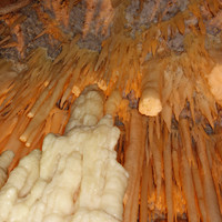 глубина "Белой пещеры" - 75 метров