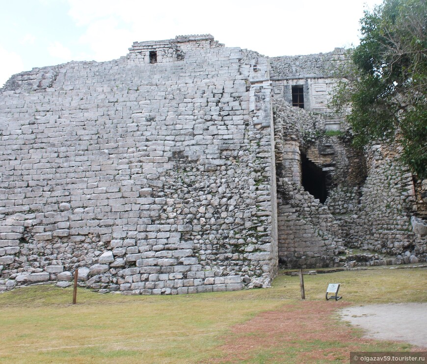 Таинственный город майя