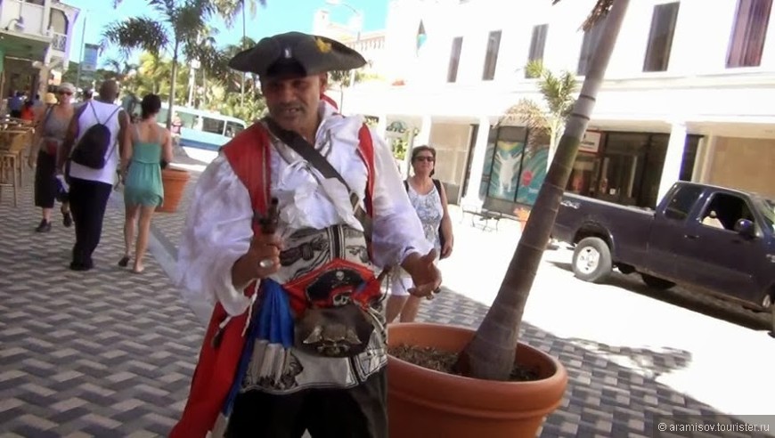 В столице пиратов — Nassau