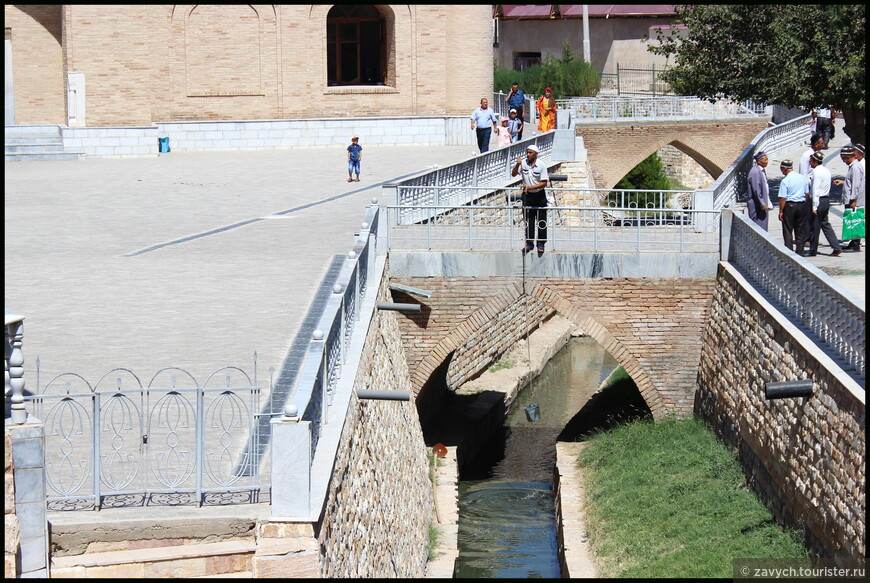 В сердце пустыни. Нурата, Айдаркуль