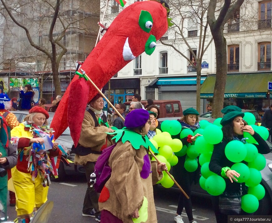 Февральский карнавал в Париже.