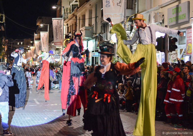 Ночной карнавал на Крите.