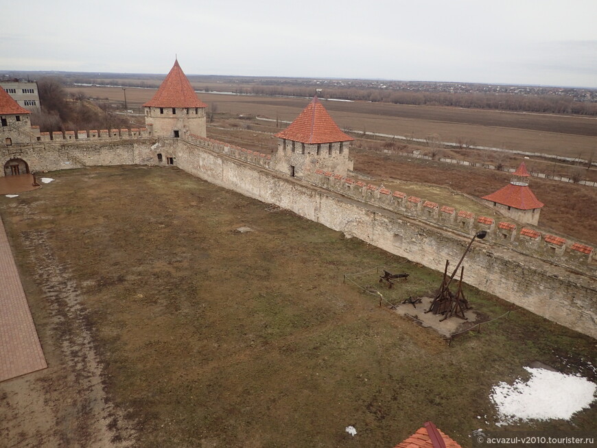 Крепость — крепкий орешек. Старый служака снова в строю