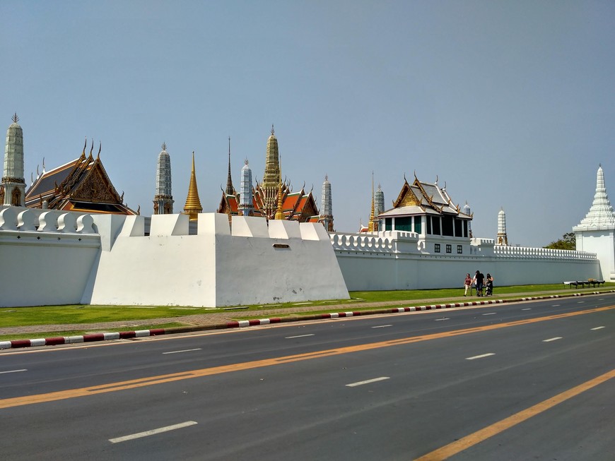 Бангкок. Храмы, реки и кокос