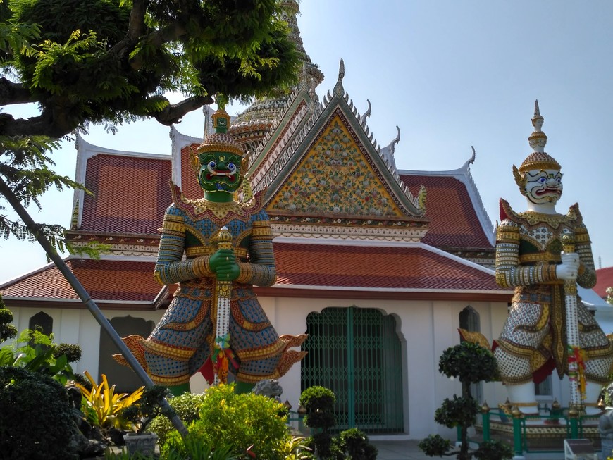 Бангкок. Храмы, реки и кокос