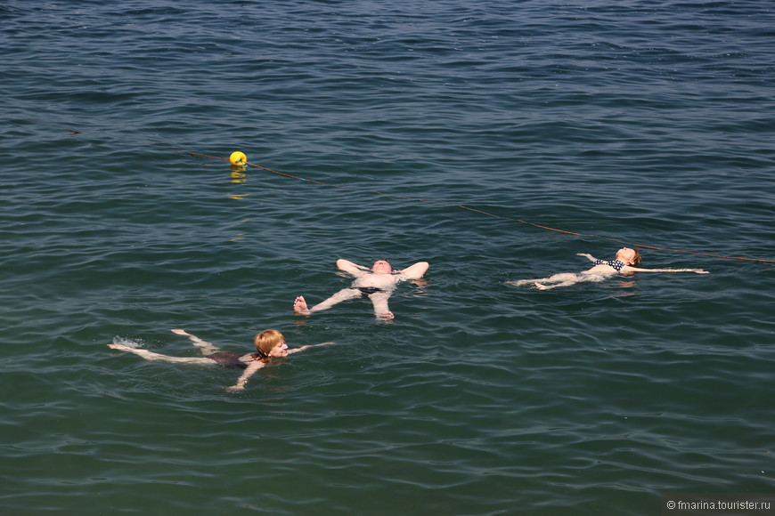 Посмотри на море, вдохни эти цветущие апельсины...