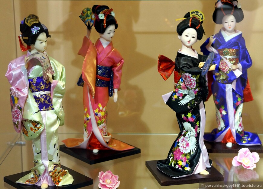  Муниципальный историко-краеведческий музей г. Невельск. Экспозиция «Традиционные куклы Японии Нингё»
