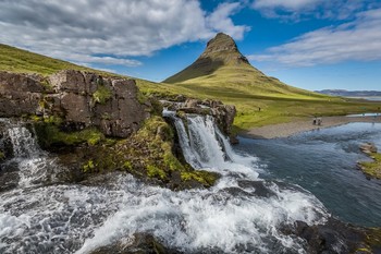 Турпоток в Исландию превысил общеевропейские показатели в 20 раз