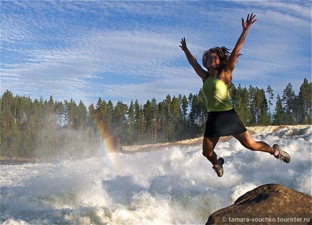 Природная жемчужина на севере Швеции — самый мощный водопад в Европе