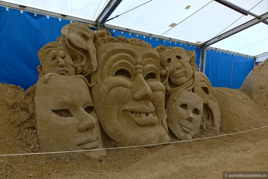 Удивительные фигуры из песка в Херингсдорфе