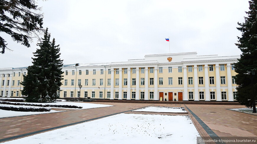 Прогулки по Нижнему: в кремле и около кремля