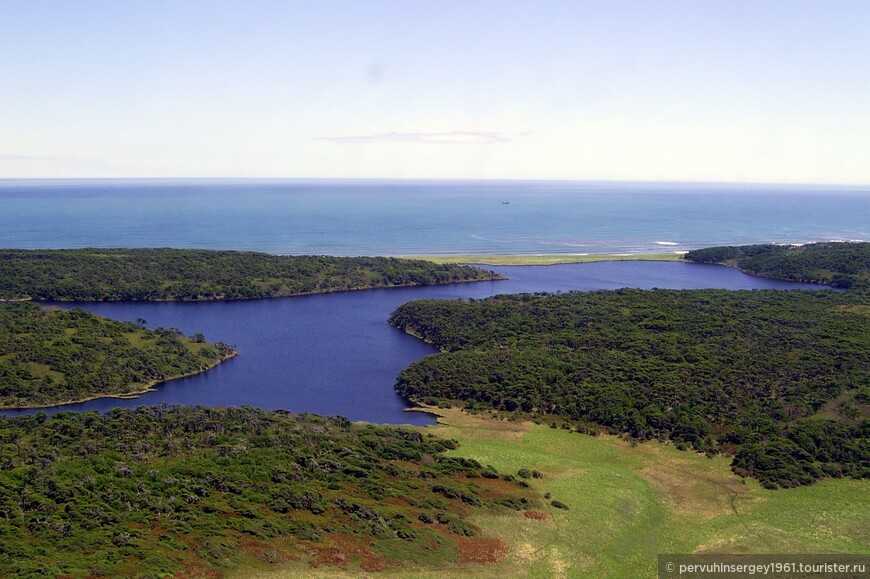 Озеро Гагарье. Фото из архива СРОО ТКК Пилигрим. Мониторинг побережья залива Терпения, 2005 год