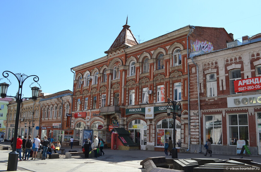 Пешеходная прогулка по Самаре. Знакомимся с новыми памятниками