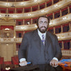 Маэстро Паваротти в театре Модены, который сейчас носит его имя