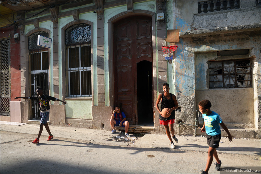 По центру Гаваны — Centro Habana