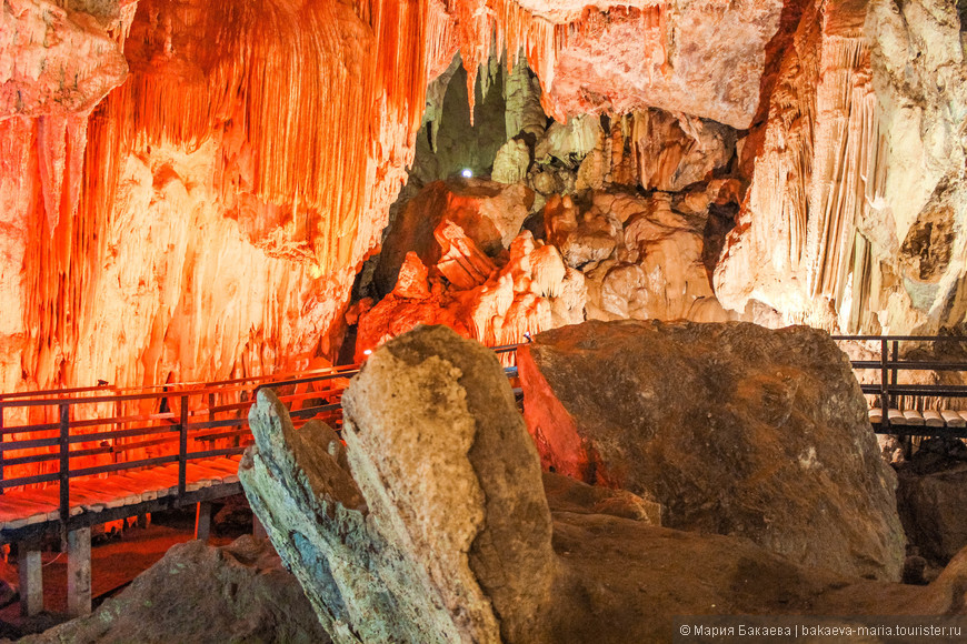 Пещера Diamond cave (Tham Phra Nang Noi) 