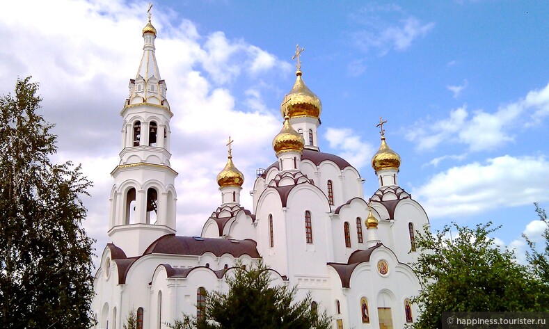 Церковь при Свято-Иверском женском монастыре.