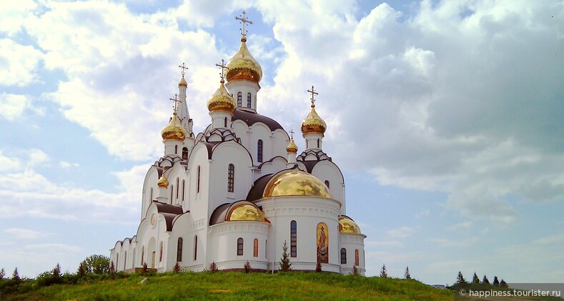 На мой взгляд одна из красивейших церквей Ростова.