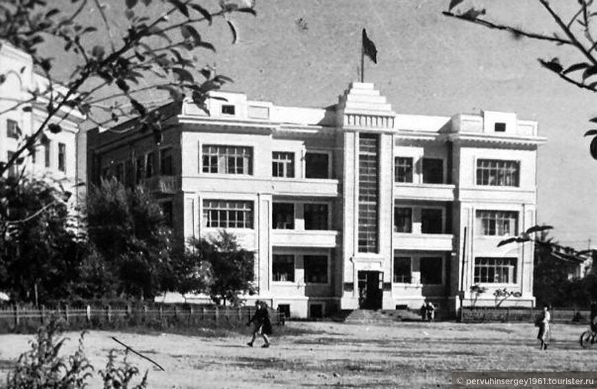 Здание обкома, 1934 год. Из интернета