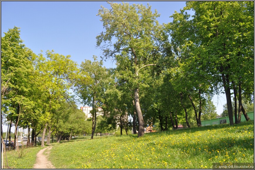 В стороне от Невского