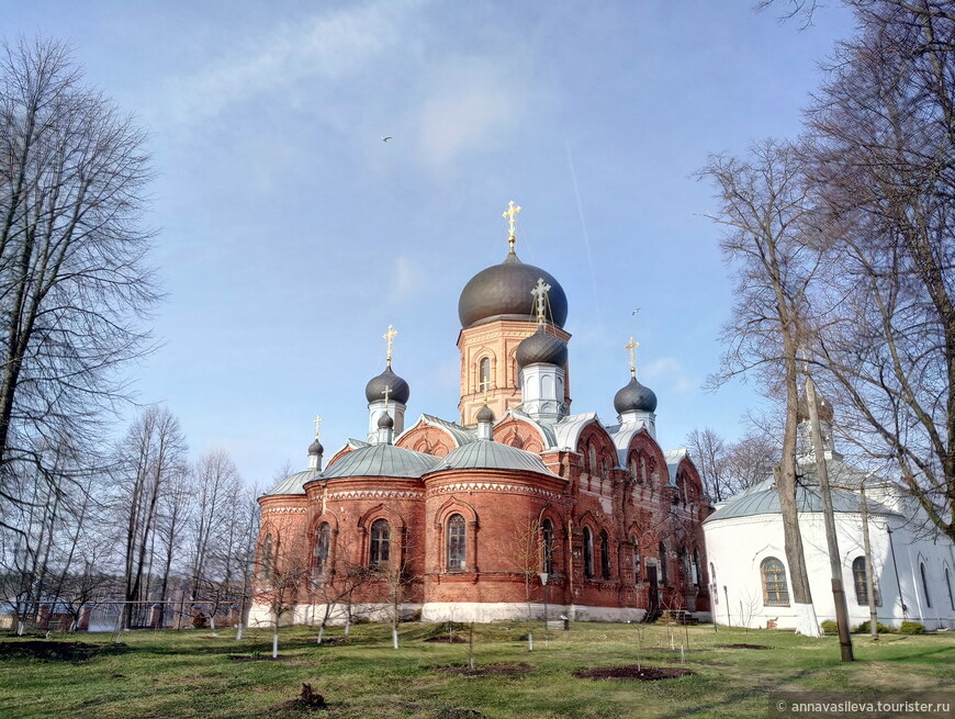 Первые майские на Золотом кольце