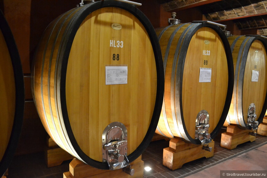 Дегустация вина в Южном Тироле, Италия.