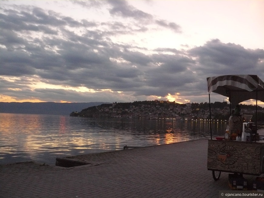 Охрид (город и озеро)