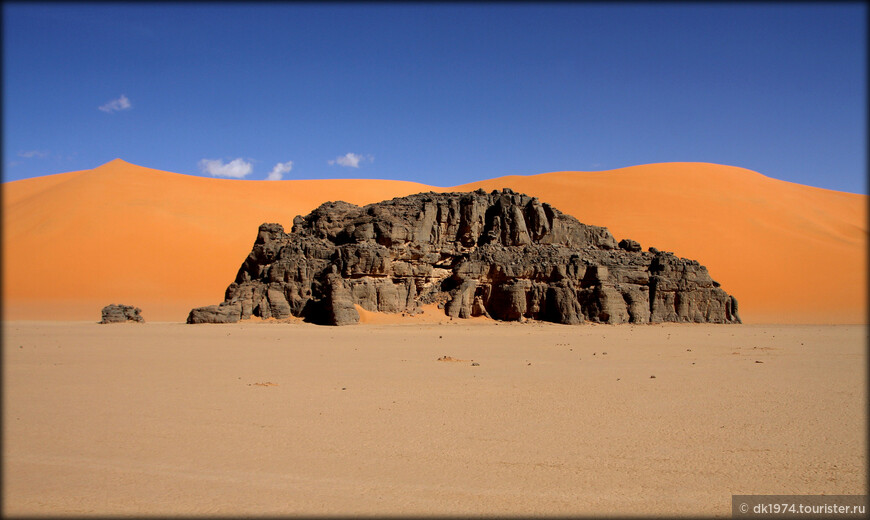 Алжирская Сахара, день третий — инопланетяне и ночь в песках 