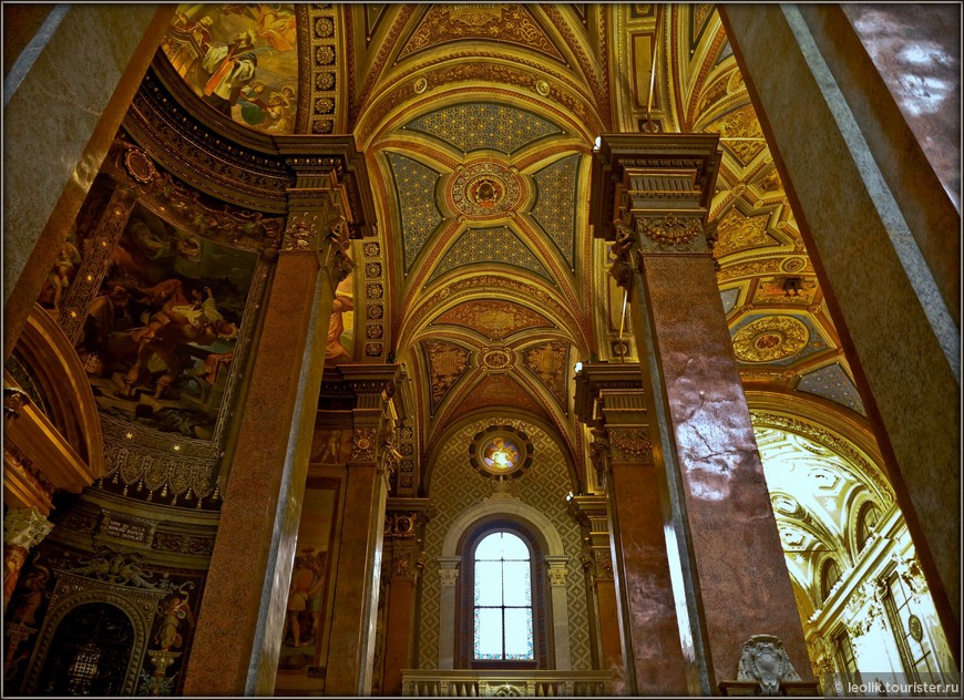 Интерьер церкви Санта Мария дель Анима.