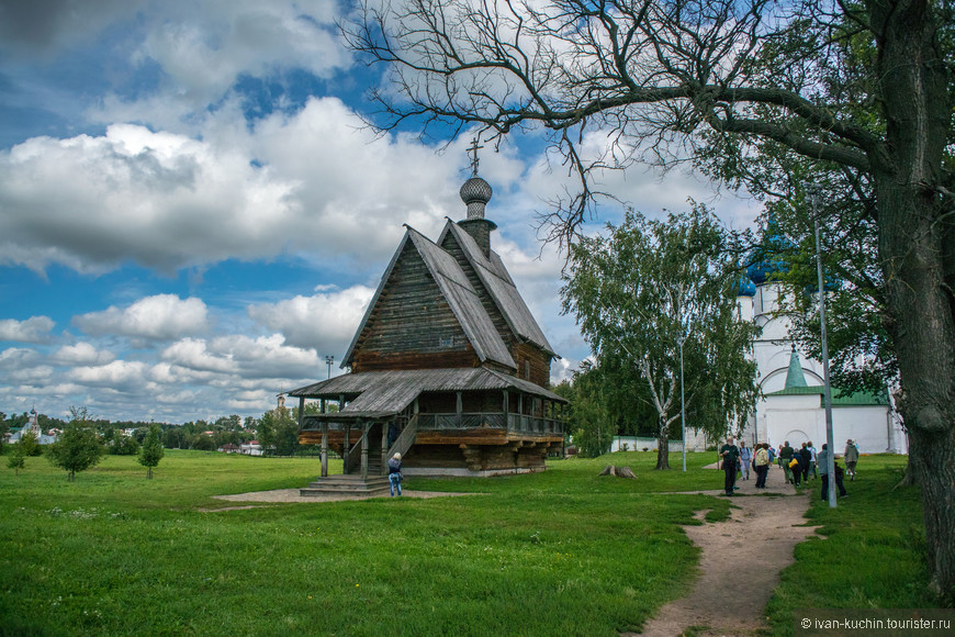 Летом в Суздале