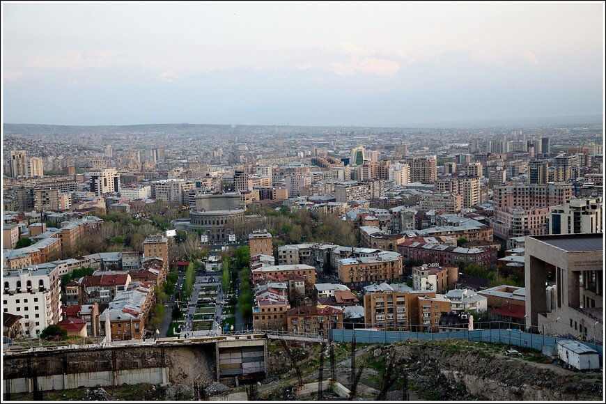 Армения. День 1/2. Прогулка по Еревану