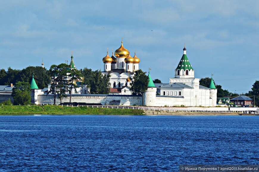 Свято-Троицкий Ипатьевский монастырь - колыбель Дома Романовых