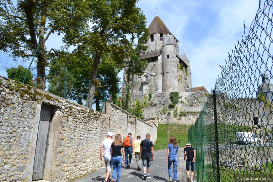 Средневековый Провен. Les Aigles Des Ramparts