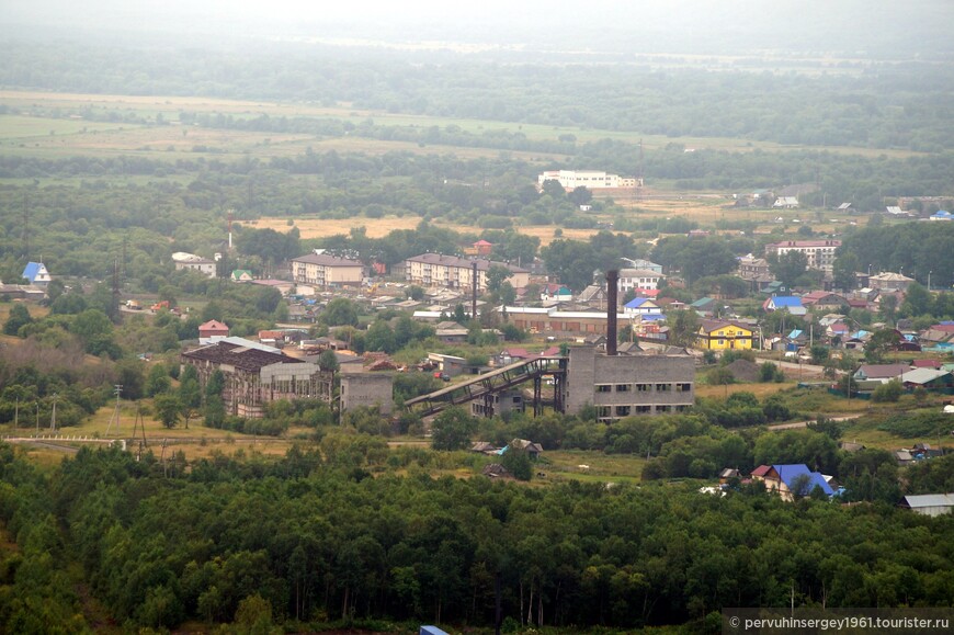 Вид с обзорной площадки на юго-запад Тымовской долины