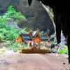 Внутри пещеры Прайя Накхон