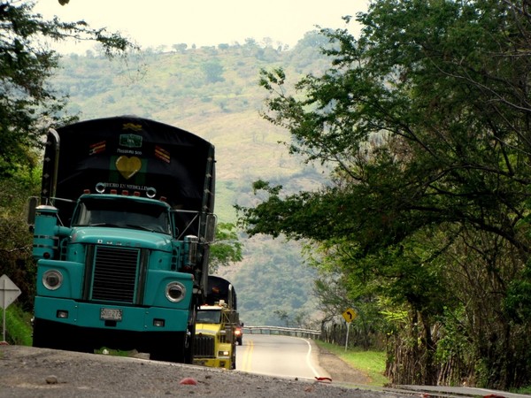Колумбия, Эквадор. Февраль-март 2011. 5000 км на машине с ребенком