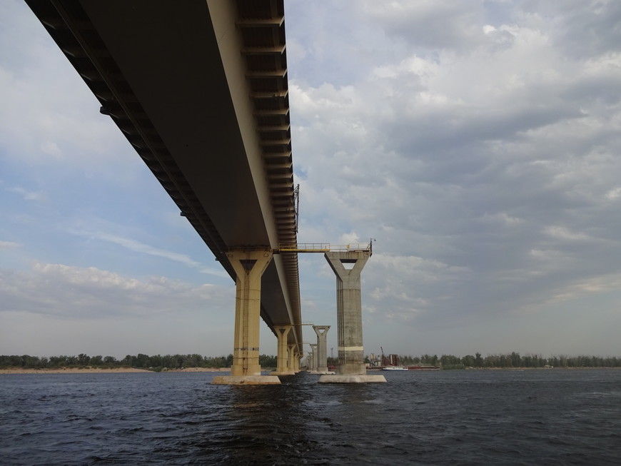 Волгоградский мост.