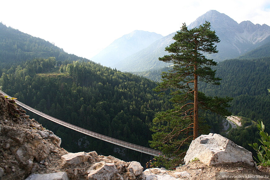 Подвесной мост, крепость Эренберг и русский след в австрийском Ройтте