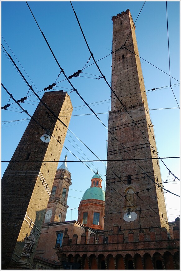 Итальянское Рождество. Фантастические башни Болоньи