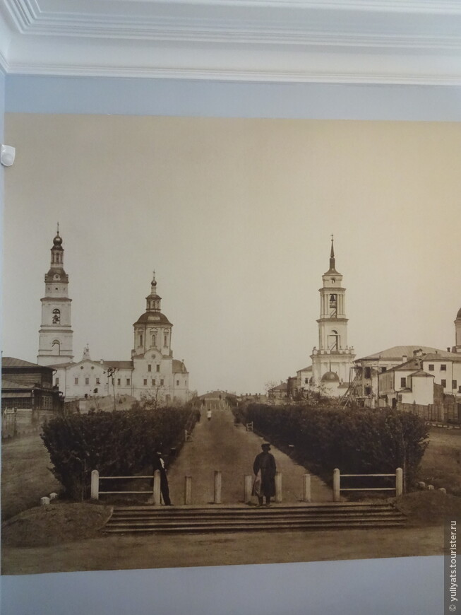 Вид Спасо-Вознесенского собора с колокольней