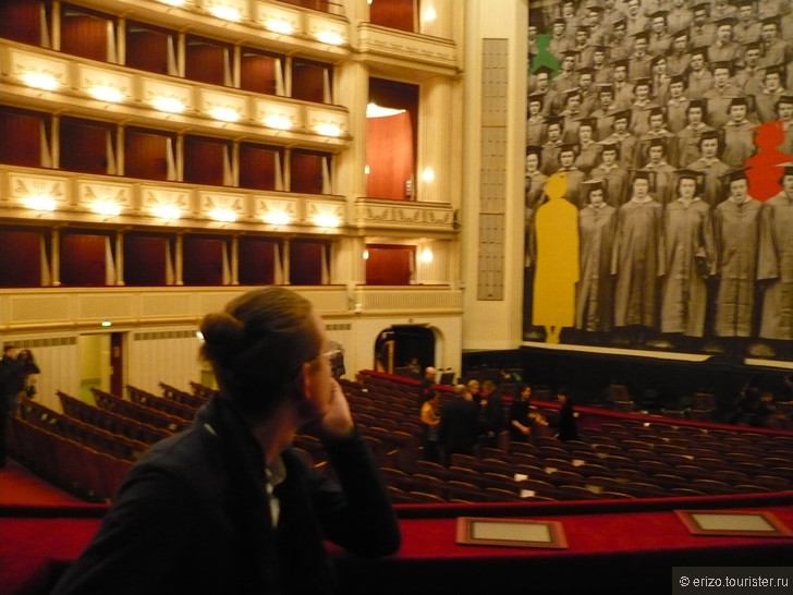 Как попасть в знаменитую Венскую оперу за 3 евро