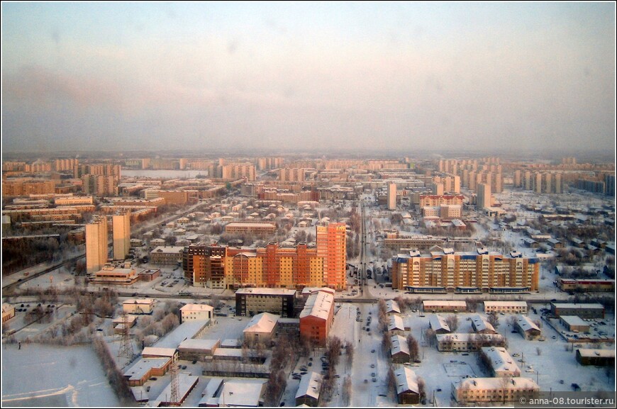 Вид города с самолета в декабре 2005 года.