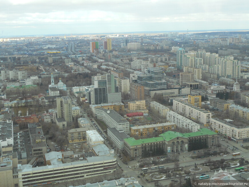 Екатеринбург с высоты 186 метров и небоскреб «Высоцкий»