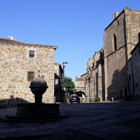 Площадь Сан Висенте Ферер - Plaza de San Vicente Ferrer, самое аутентичное место в городе.
